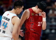 开云体育直播-包含新疆队鏖战江苏队，周琦状态火热的词条