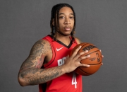 开云体育APP下载-年轻新秀崭露头角，球队未来可期