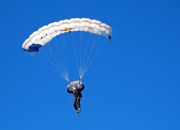 开云体育官方网站-绝杀与接管，当马刺的奇迹遇上爱德华兹的统治力