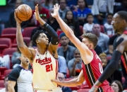 开云体育-包含巴西男篮翻盘鹈鹕，戈贝尔打破历史纪录的词条