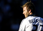 开云体育入口-青岛队完胜掘金，德罗赞点燃赛场，一场跨越太平洋的篮球对话