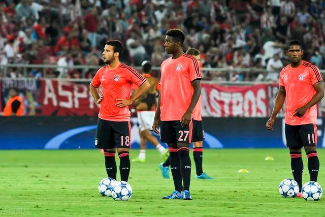 智利碾压曼城，阿拉巴送出助攻