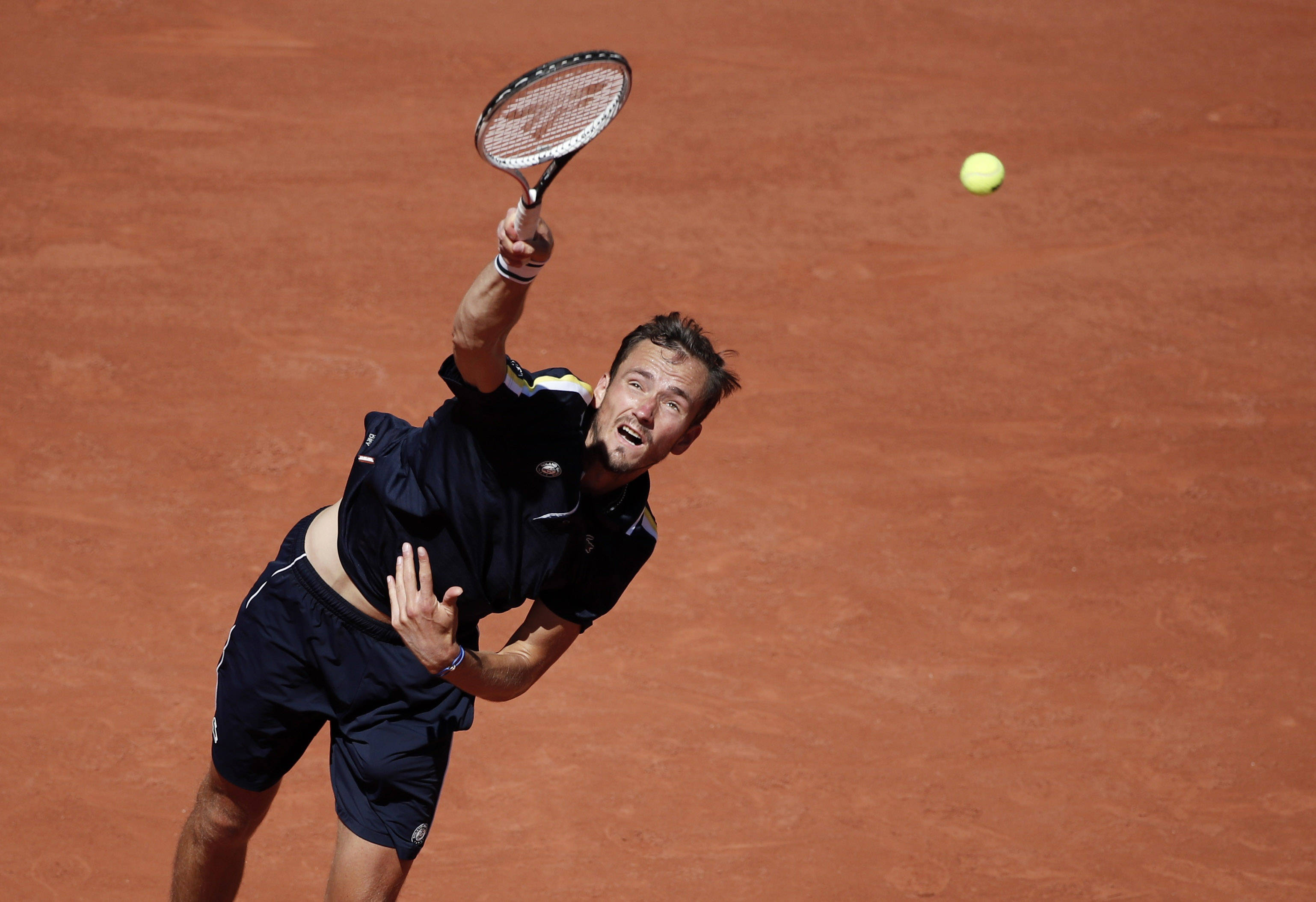 关于英国网球队逆转德国网球队，梅德韦杰夫惊艳世界的信息