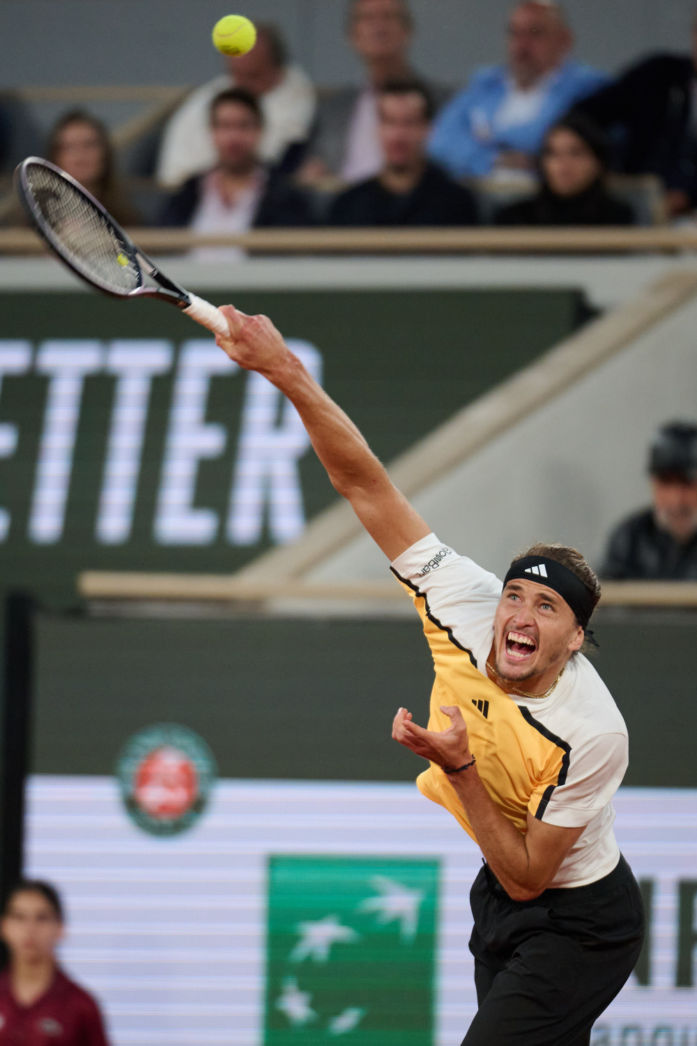 澳大利亚网球队强势德国网球队，兹维列夫关键制胜的简单介绍