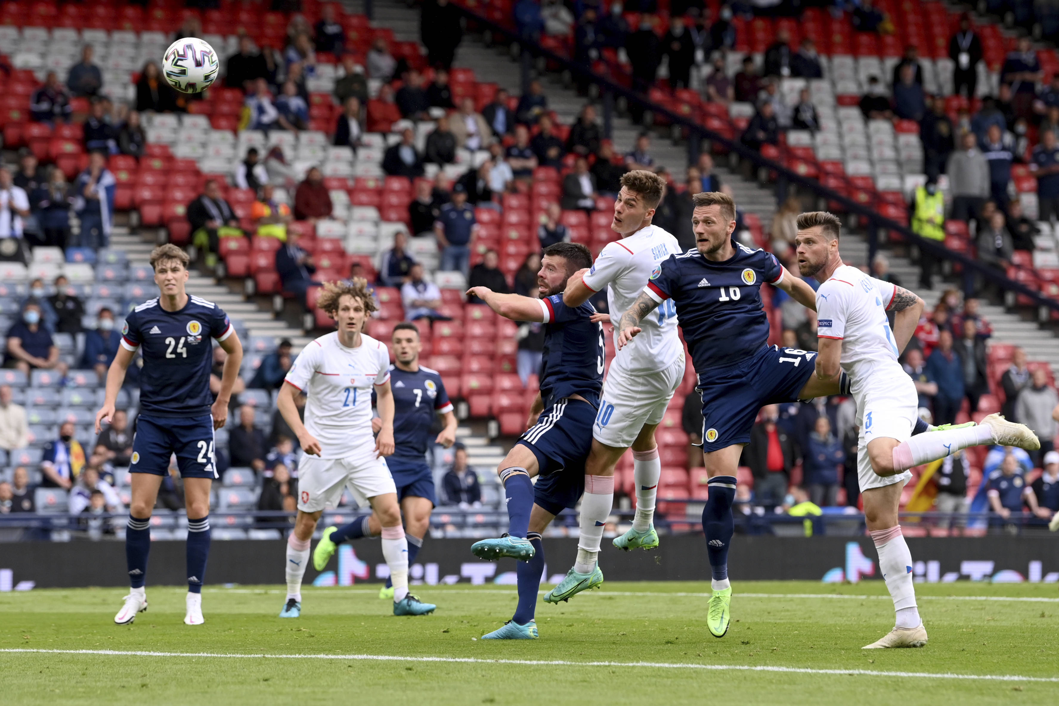 俄罗斯队在平局战中逆转丹麦,取得欧锦赛半决赛资格的简单介绍 俄罗斯队在平局战中逆转丹麦,取得欧锦赛半决赛资格的简单介绍