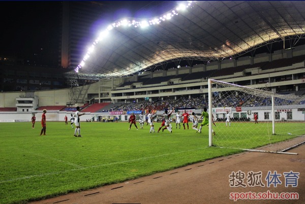 重庆力帆新援到队，备战状态良好