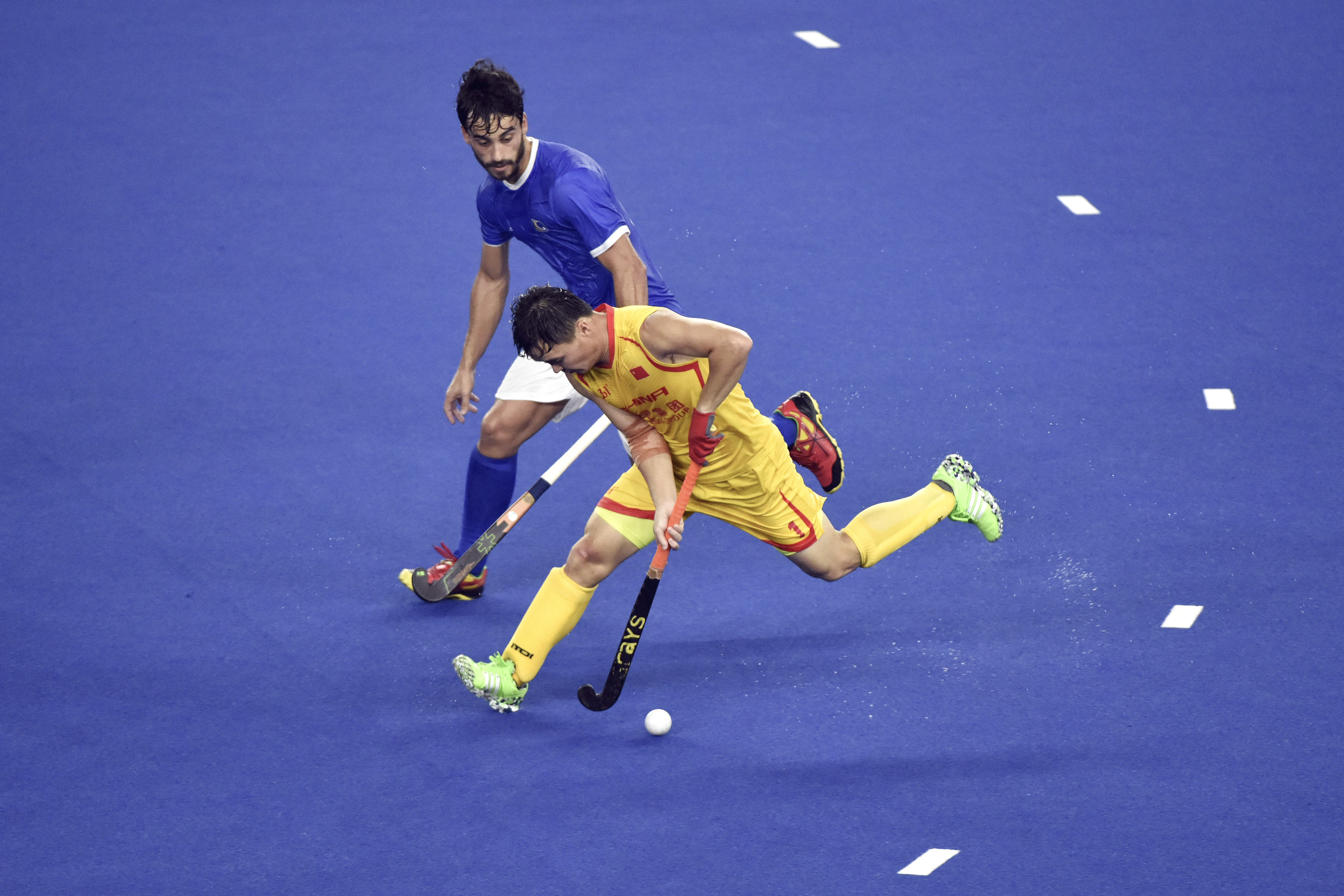 希腊队在男子曲棍球比赛中取得连胜