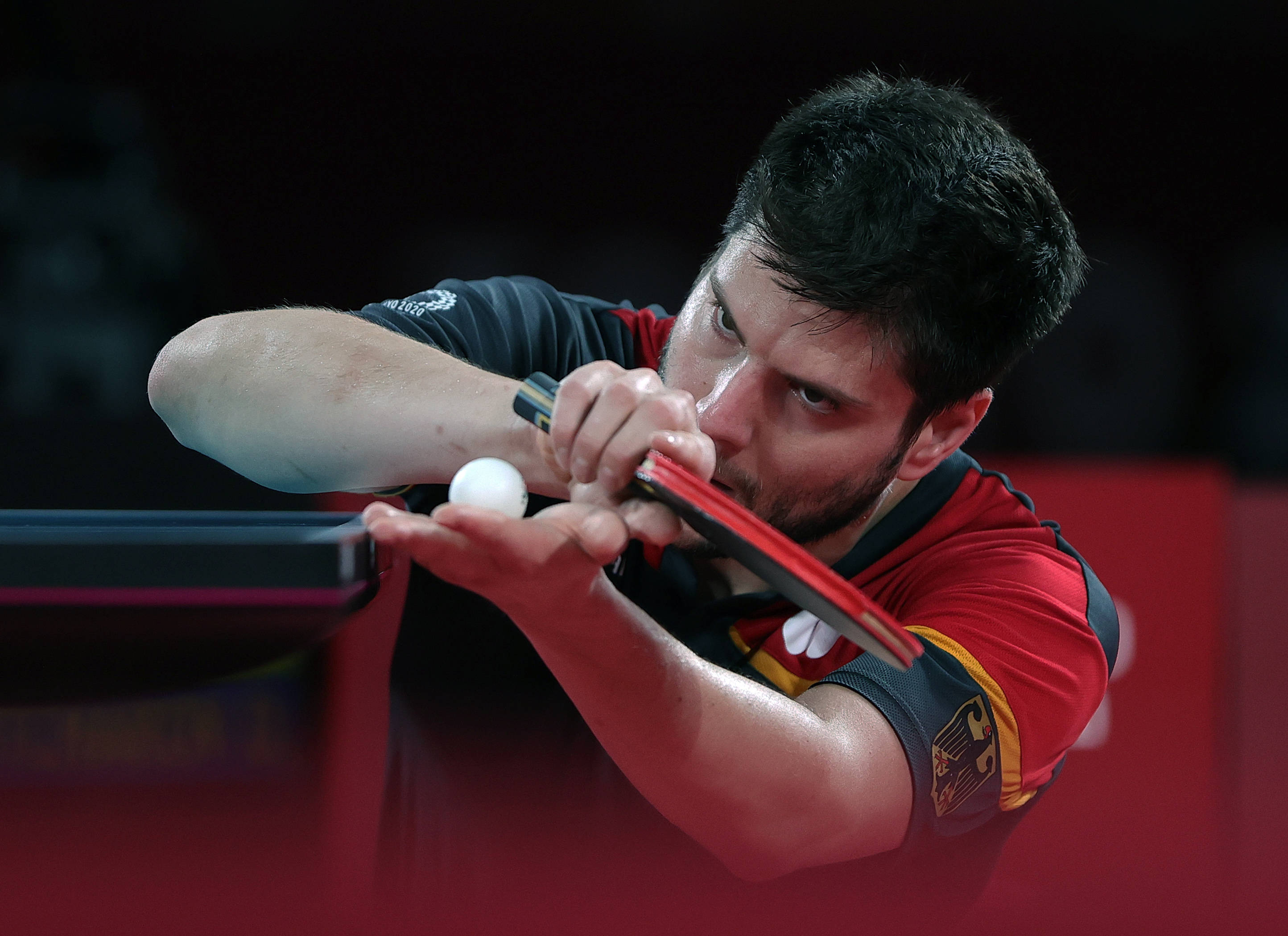 关于德国队力克日本队，奥恰洛夫统治全场的信息