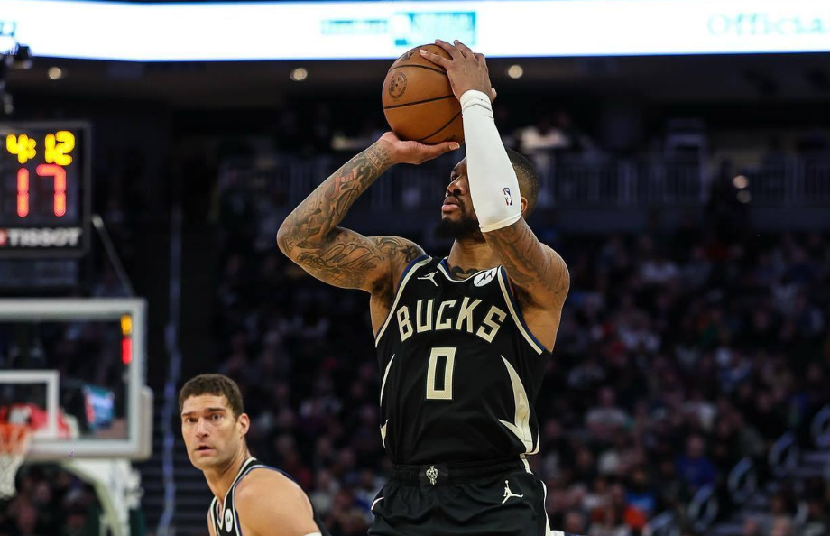 骑士横扫马刺，利拉德关键制胜